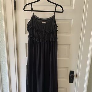 Black flowy maxi dress